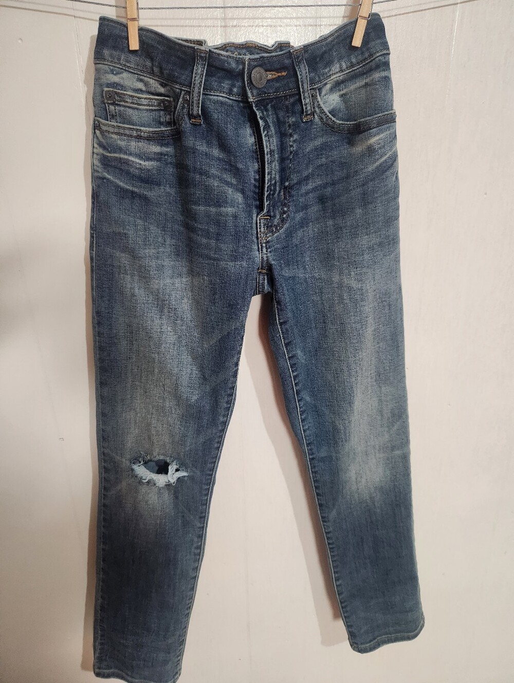 American Eagle 360 Extreme Flex Slim Straight Distressed Jeans 26x28
